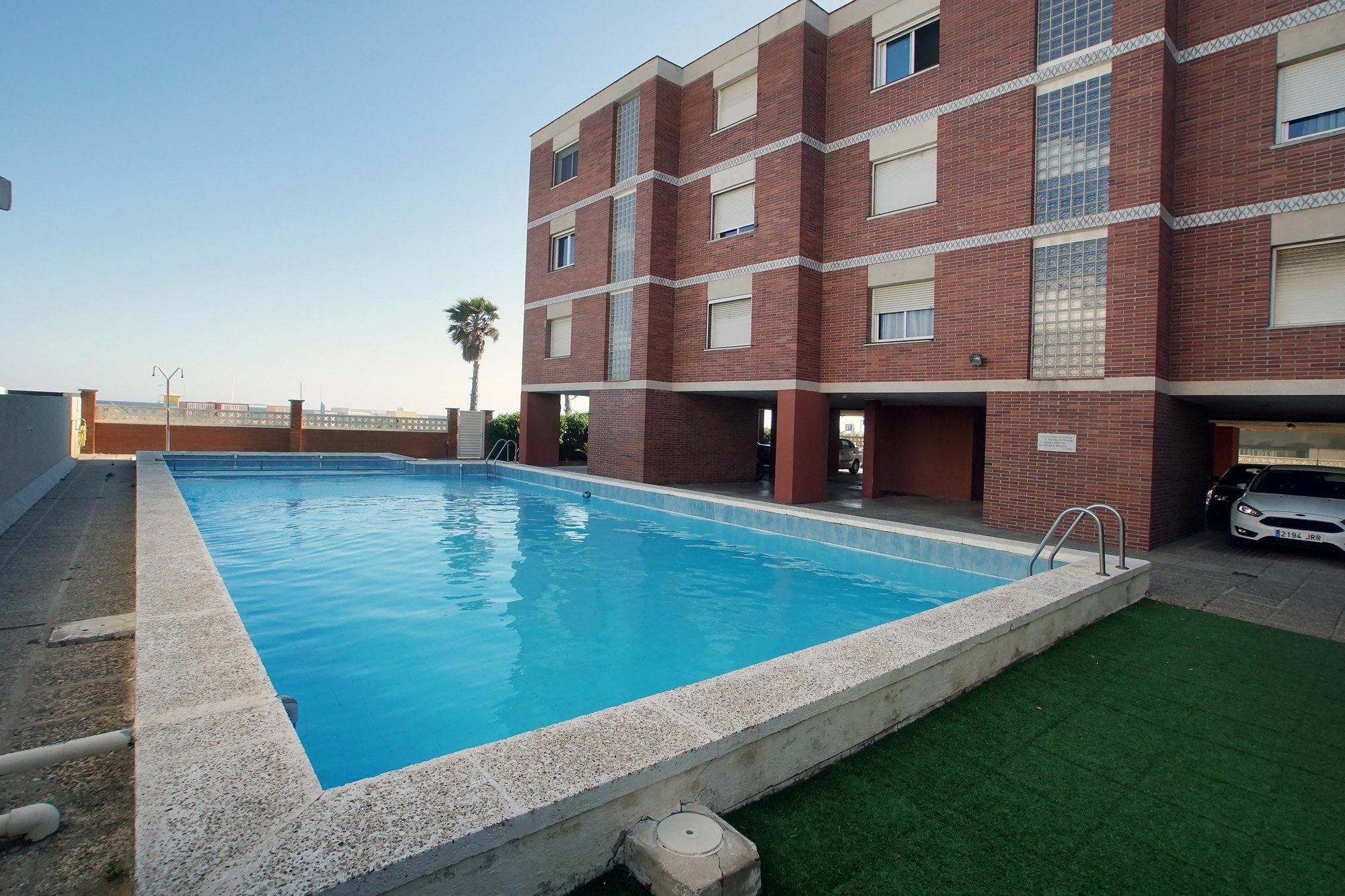 Apartamento Calaluz Be My Guest Castelldefels Exterior foto