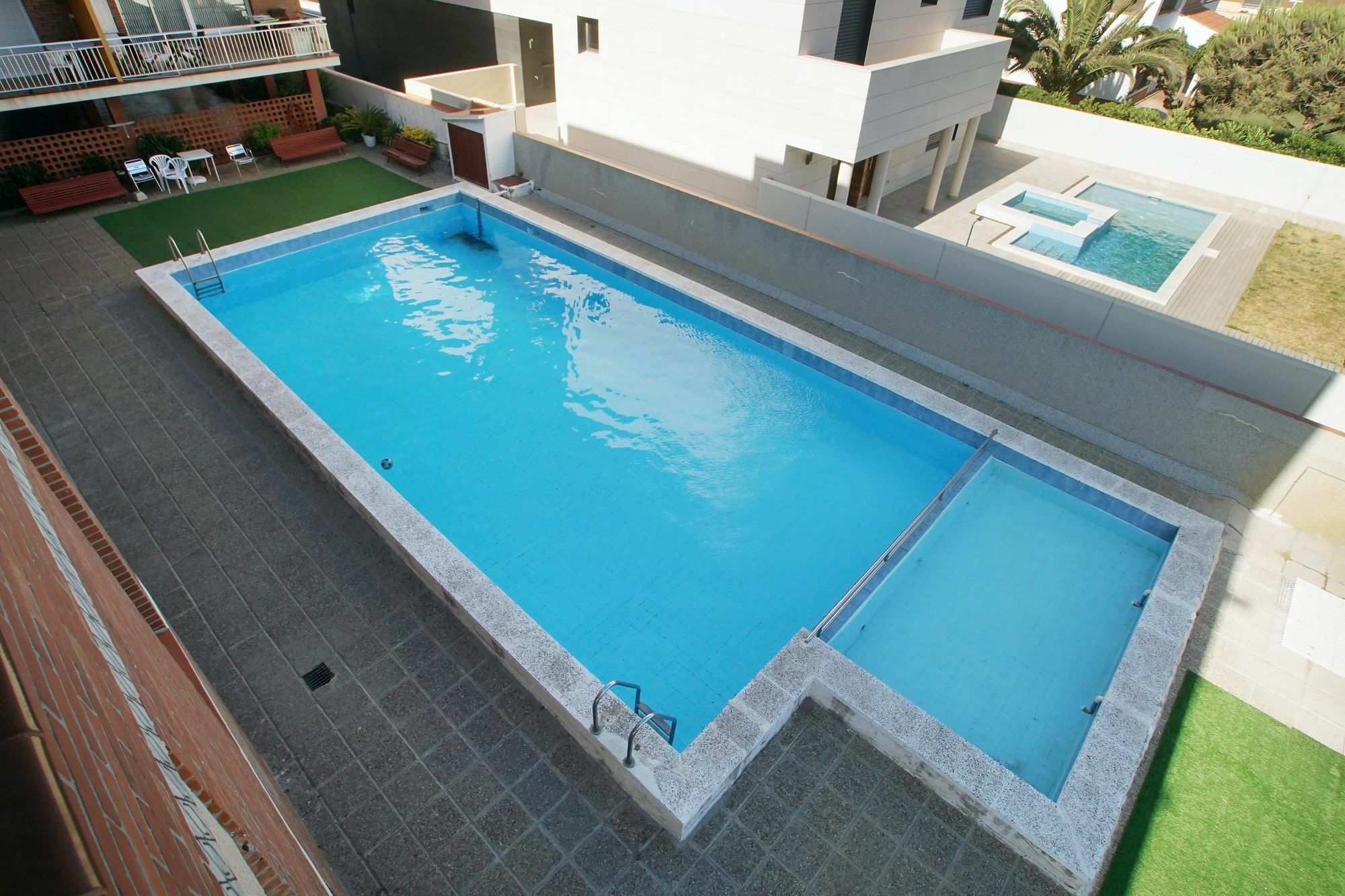 Apartamento Calaluz Be My Guest Castelldefels Exterior foto